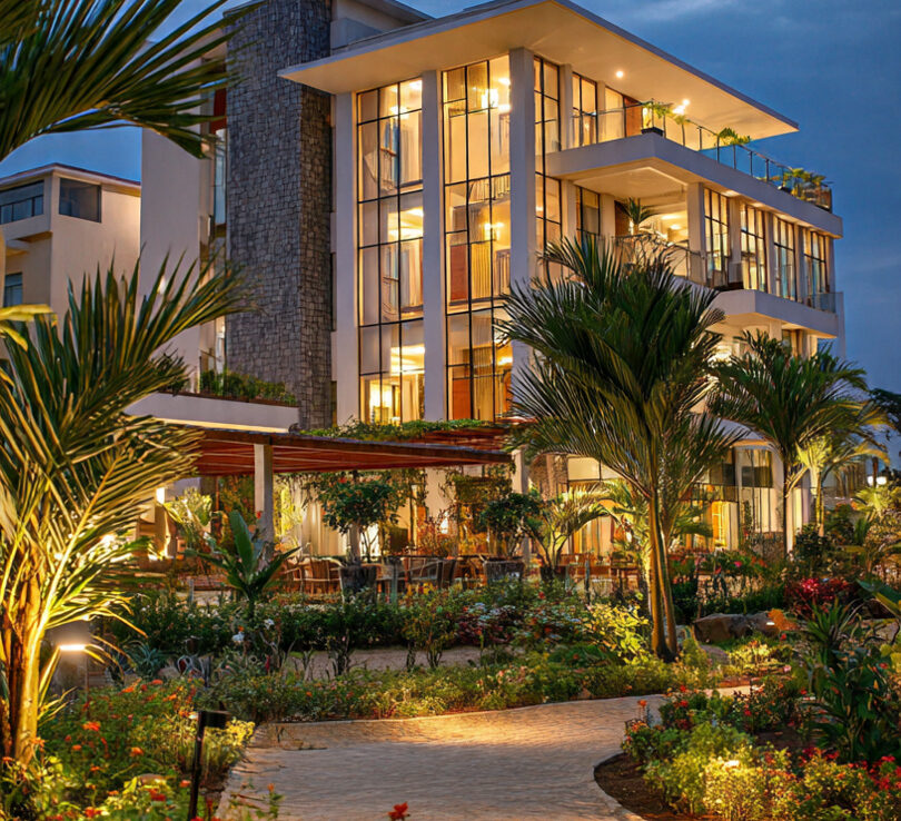 Luxury Solar Lights for Elegant Exterior Greenery